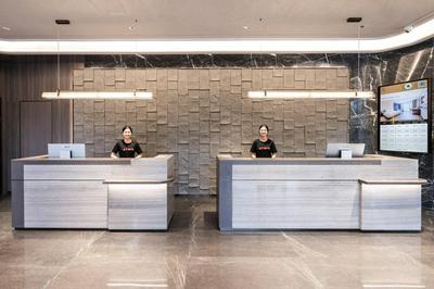 Atour Hotel Chongqing West Railway Station Longhu Yunlingtian Street