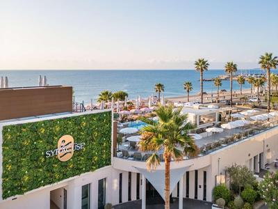 Mercure Villeneuve Loubet Plage