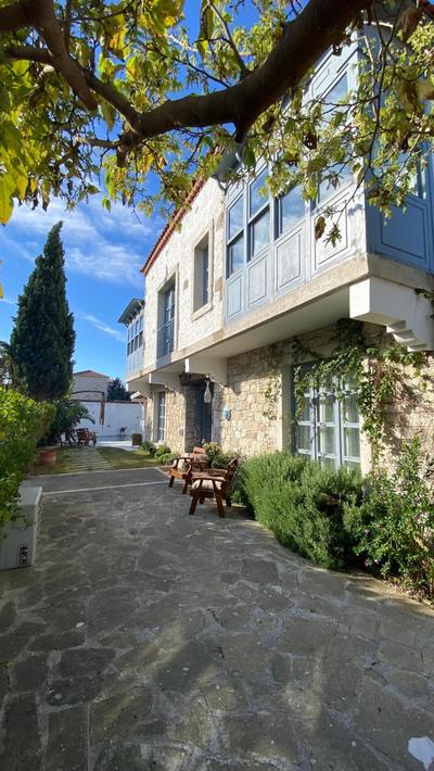 Mina Otel by Adda Alaçatı