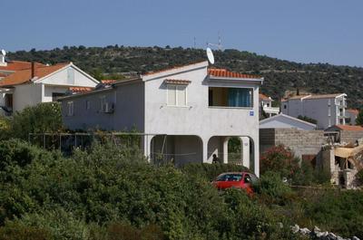 Apartments Barry