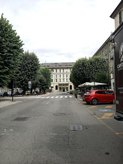 Piazza Roma apartment next como lake and station by revenue house