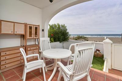 Frontline Vacation Home A86 2