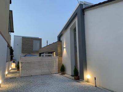 La Casa Di Marty Per 9 - Belcantovillas