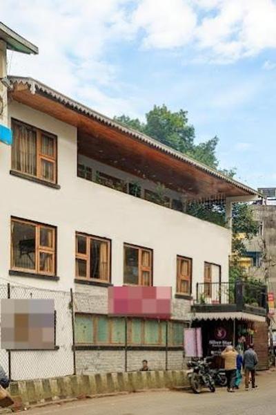 Holiday Silver Star Retreat