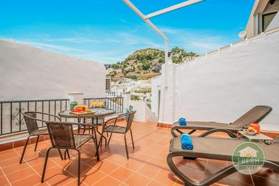 Andalusian home with roof terrace in heart of town
