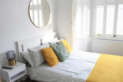 Stylish Ensuite Room 15 Mins to Central London