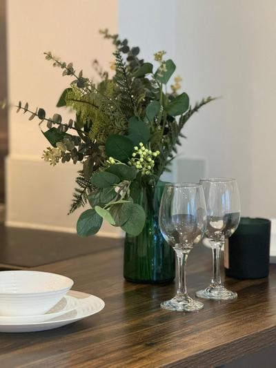 Cosy 2 Bed Hackney Apartment Sleeps 8