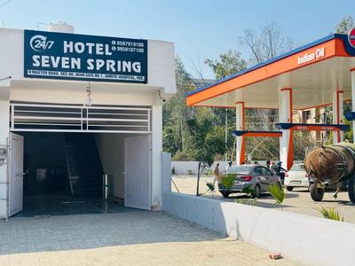 Hotel O Seven Spring