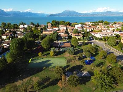 Quarzo Apt- Comfort in piscina a Sirmione