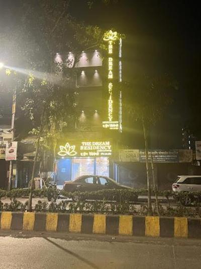 Glitz Hotels- Dream Residency IIT