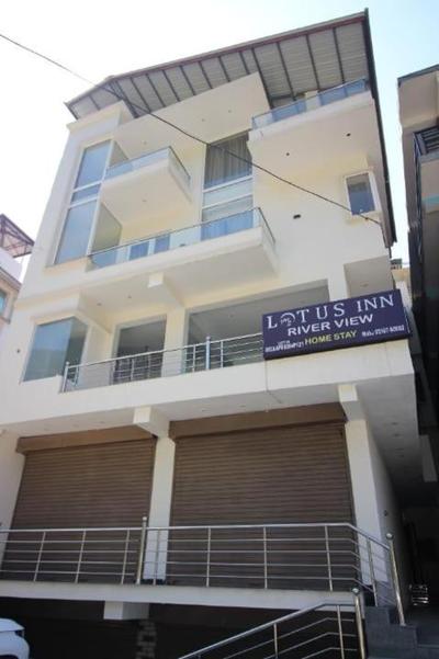 Lotus Inn River View