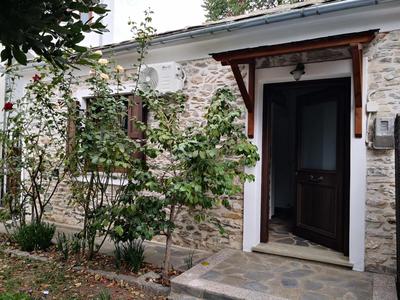 Effrosini stone guesthouse