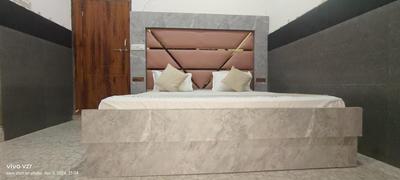 Hotel Jeevan Sathi Lawn & Family Restaurent