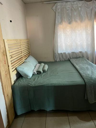 Proclamation hill Hide away