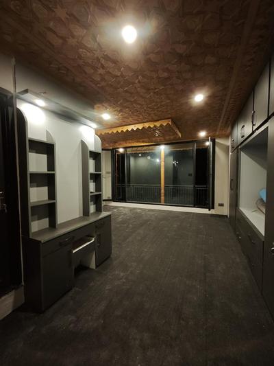 The Heritage Group Of Houseboats