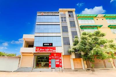 Hotel O Moon Light Inn