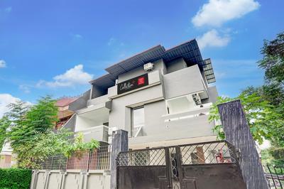 FabHotel Villa The Suites - Nr Prayagraj Junction