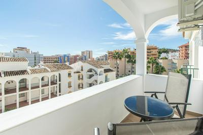 Casablanca 5. Apartamento con vistas a la piscina.