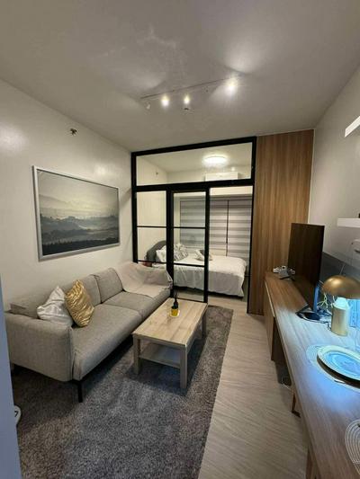 Heathers Crib In Ayala Makati City