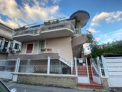 La Bouganville House