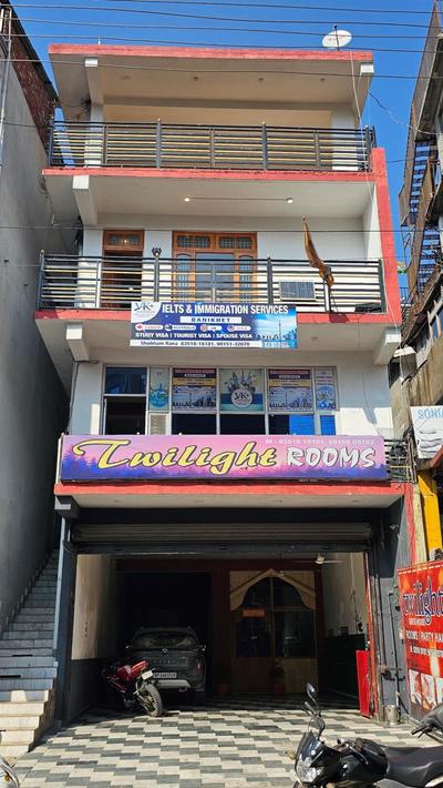 Hotel Twilight Banikhet,Dalhousie