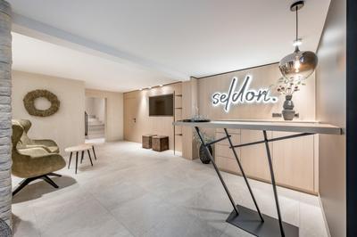 Apart Seldon