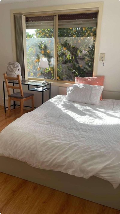 Lemon View Room in Shared Home - near Station, Restaurants, Gym & Airport photo 5