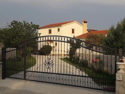 Apartment Ljilja