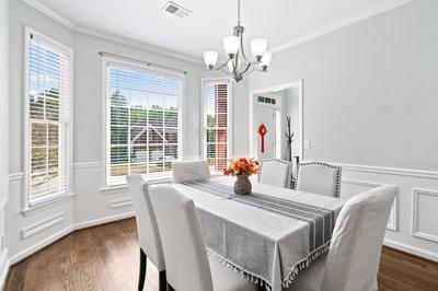 Relaxing home close Six Flag 21 miles to airport