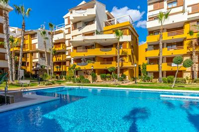 Punta Prima - Charming Spanish Apartment with South-Facing Terrace by the Sea