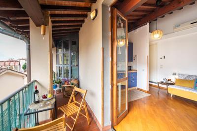 Apartment well connected to the centre