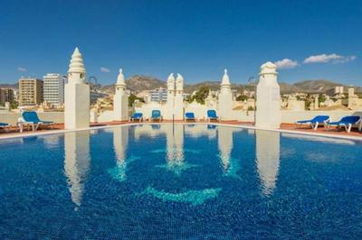 Sunny 3 bed apartment Marina