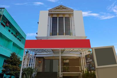 Super Townhouse Oak Rai Durg