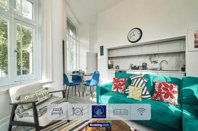 Last-Minute Reserve l Sleeps Up to 4 Guests l Flat 1 l One-Bedroom Apartment with King Bed and High Ceilings Near Camden by Live London Short Lets & Servic