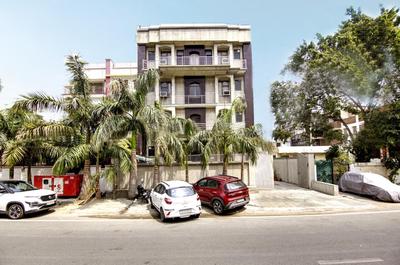 Hotel Vibe BLU-Noida City Center Metro