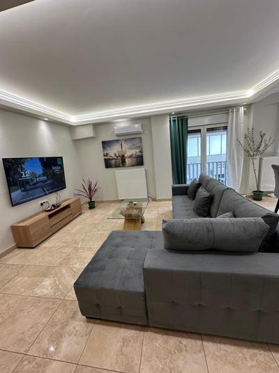 Kosmos luxury apartment