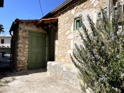 Evanthia's House