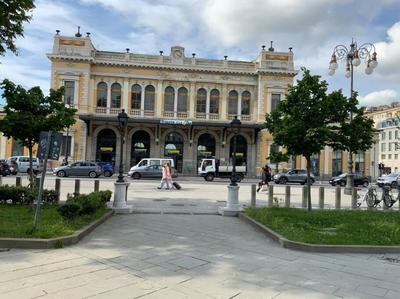 Elegante Bilocale tra Stazione e Centro Storico