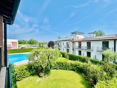 Topazio Apartment - Vista piscina a 150m dal Lago