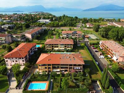 Sole Apt - Relax in piscina nel cuore di Sirmione