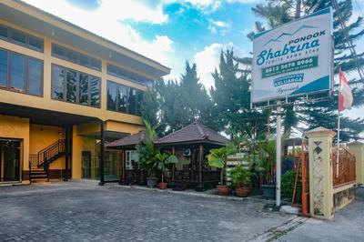 RedDoorz at Shabrina Homestay Syariah Maguwo