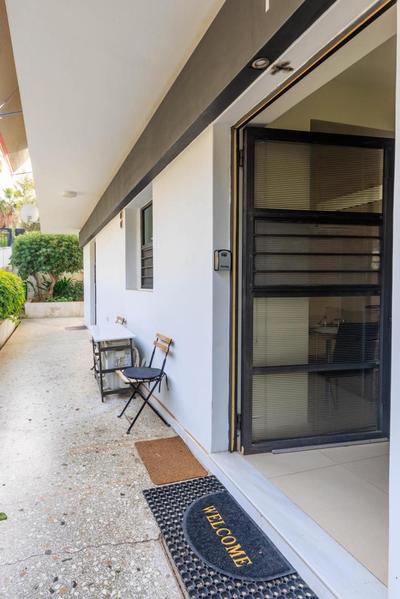 AIOLOS glyfada centre apartment 1