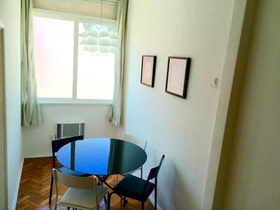 Ipanema - Excelente Apartamento a 2 Quadras da Praia!
