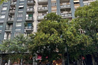 Solari Apartment, Milan fashion street