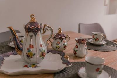 Design drop in Athens ' center