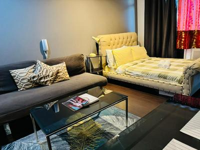 Gramercy Residences Studio with balcony Near Airport