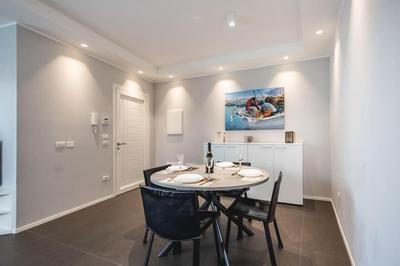 AmazHome - New Roomy Home & Garden