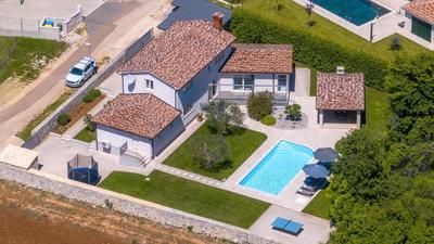Villa Gemini by Villas Holiday