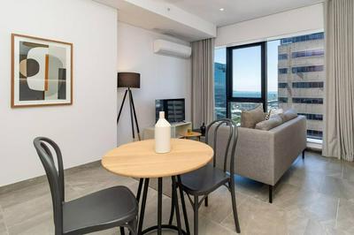 Centrally Located 23Th Floor Spectacular Views