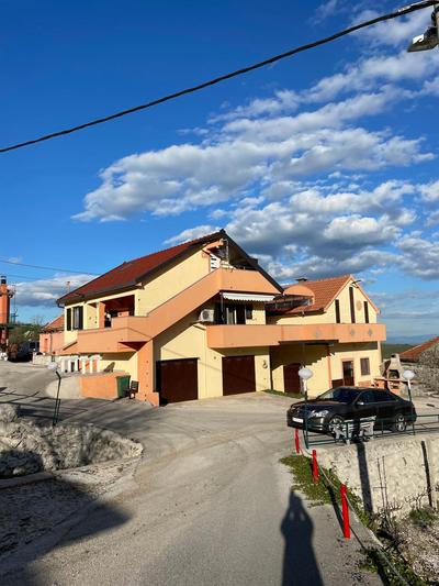 Kuca za odmor Tri sestre s tri spavace sobe